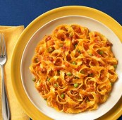 040_EM_05_Fettuccine_Ricce_Salsiccia_Piselli_!!!_0512_1150dpi