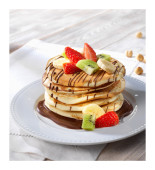 pancake_salsa_nocciola_cacao_frutta_fresca